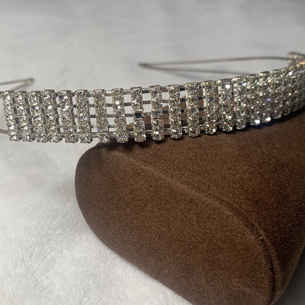Silver Color Five Row Rhinestone Cluster Headband - Picture 3 of 4